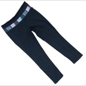 LULULEMON Black Cropped Leggings Multicolor Band